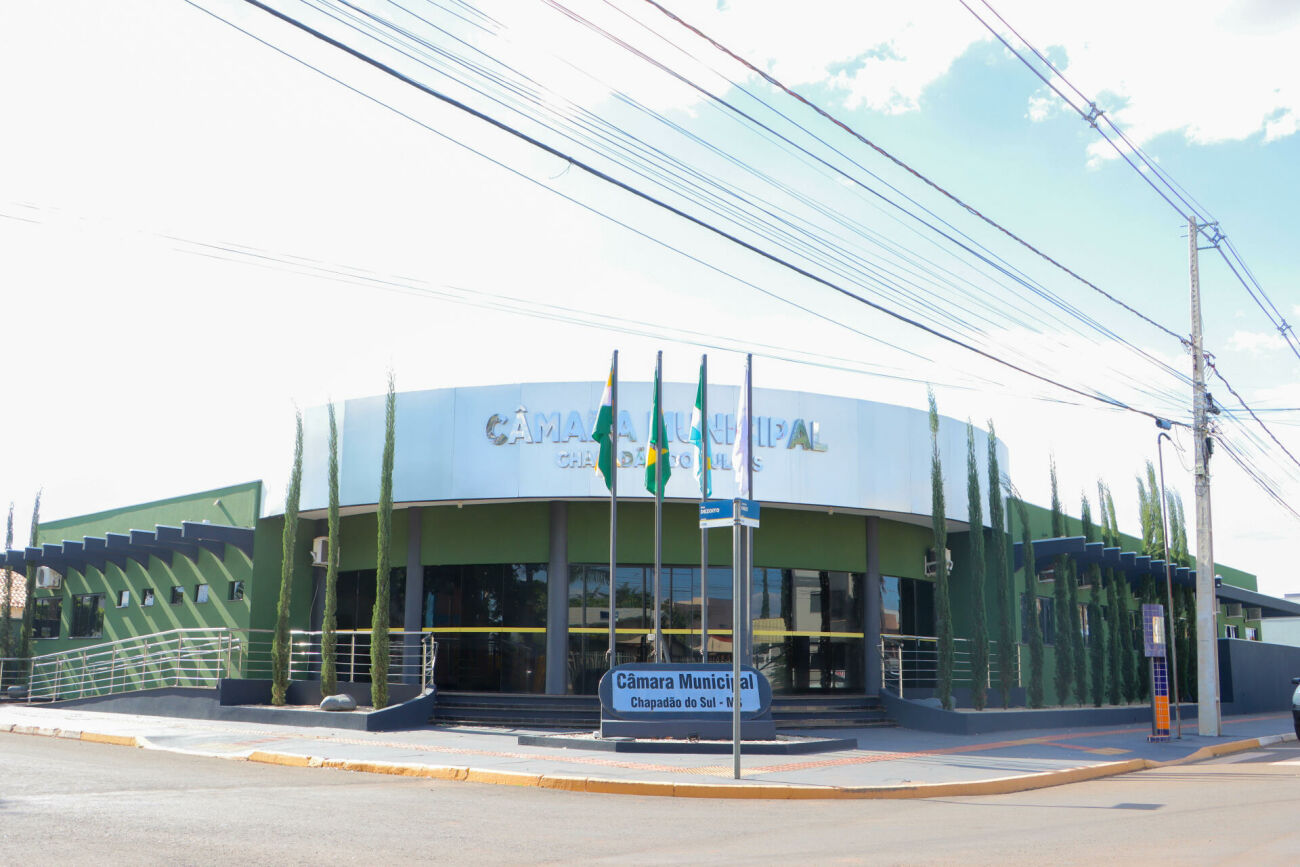 Ilustração da notícia Câmara de Chapadão do Sul anuncia recesso; sessões retomam em agosto da MS Todo dia